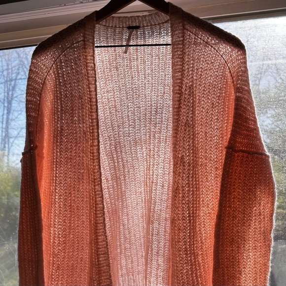 Free People Alpaca Weekend Getaway Coquette Open Cardigan Petal Pink -Size M - Picture 7 of 7